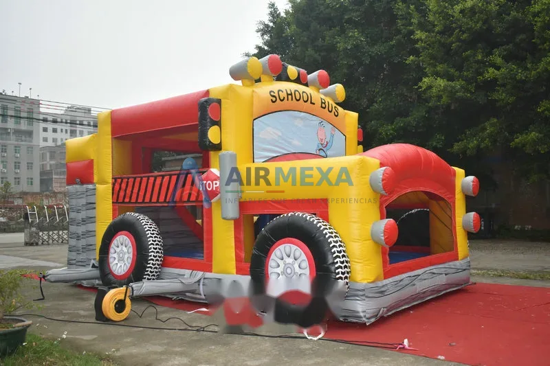 Combo inflable temático de autobús escolar con resbaladilla y área de brinco