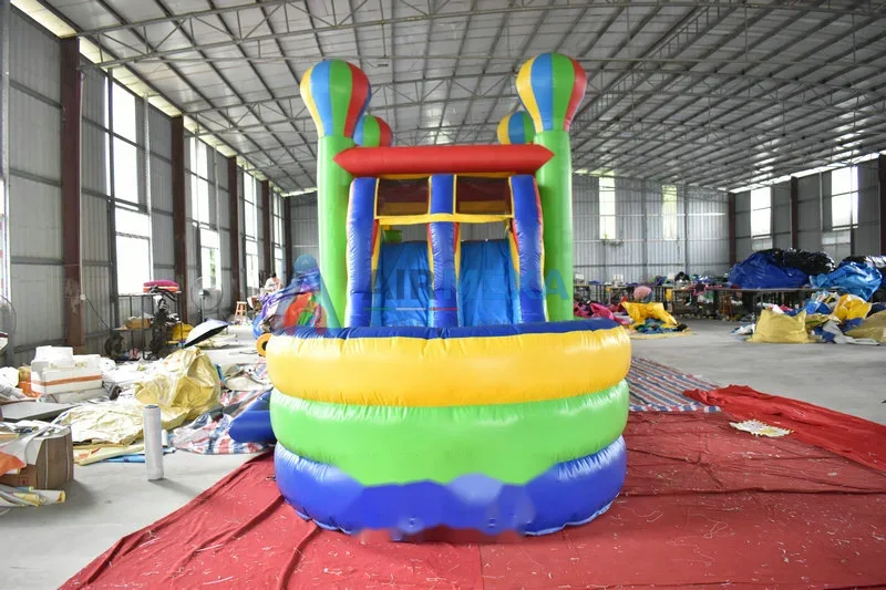 Combo inflable temática globos con resbaladilla, en versión seca y con agua