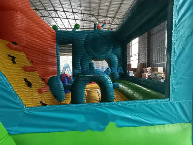 Castillo inflable combo temática espacial con resbaladilla para eventos