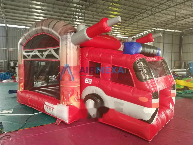 Combo inflable temática de bomberos con resbaladilla y obstáculos, uso comercial
