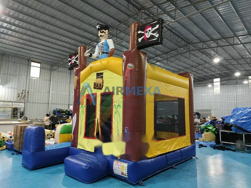 Combo inflable temática pirata con resbaladilla y obstáculos internos, uso comercial