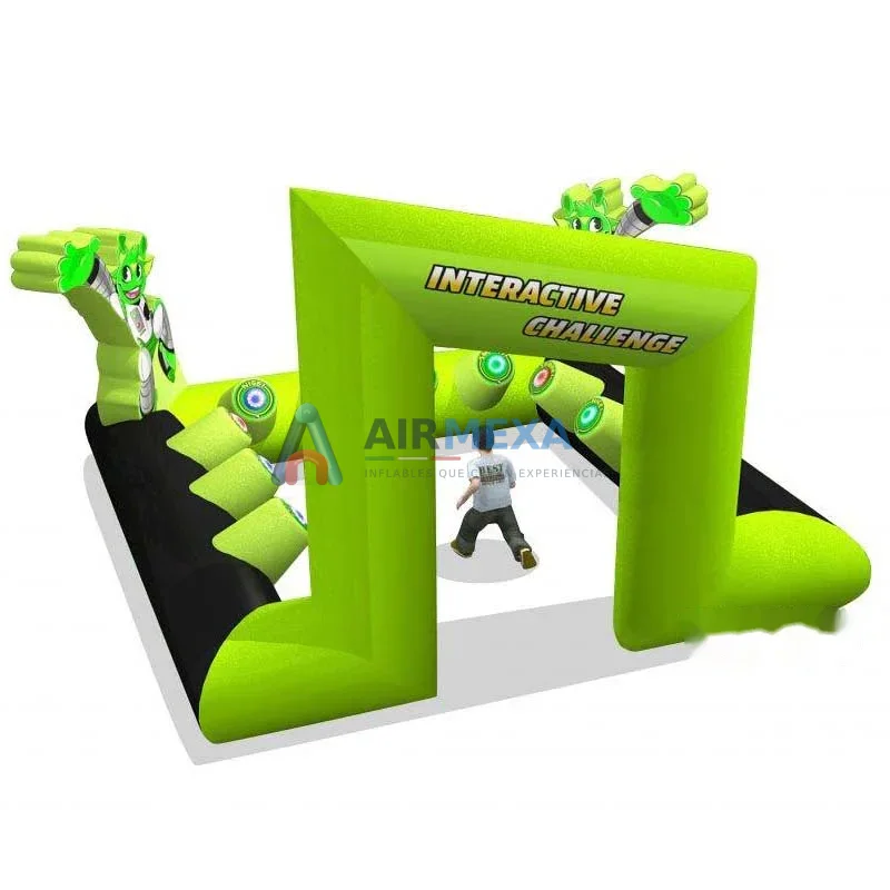 Juego interactivo inflable con panel de sensores IPS instalado en evento