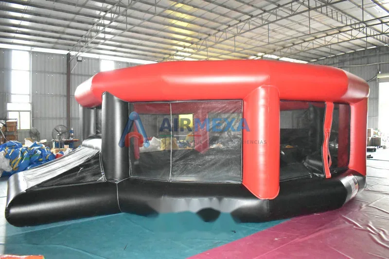 Panna Cage inflable de fútbol callejero instalado para torneo con jugadores en cancha